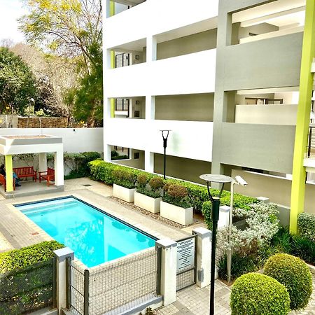 Bb Hers Greenleaf Apartment Johannesburg Exterior photo